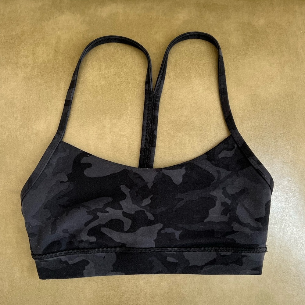 Lululemon Flow Y Nulu Bra *Light Support, A-C Cups